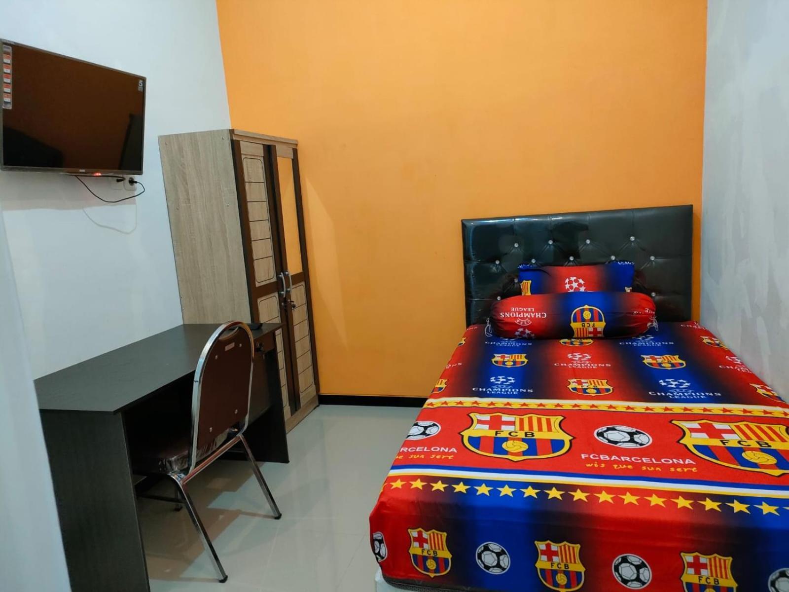 Hotel Griyo Kartika Backpacker Probolinggo Zewnętrze zdjęcie
